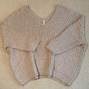 Wishlist Textured Chunky V-Neck Sweater - Tan